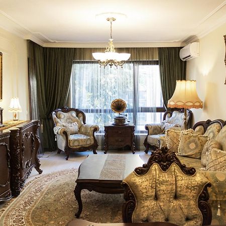 Central Luxury Antique Apartment Βάρνα Εξωτερικό φωτογραφία