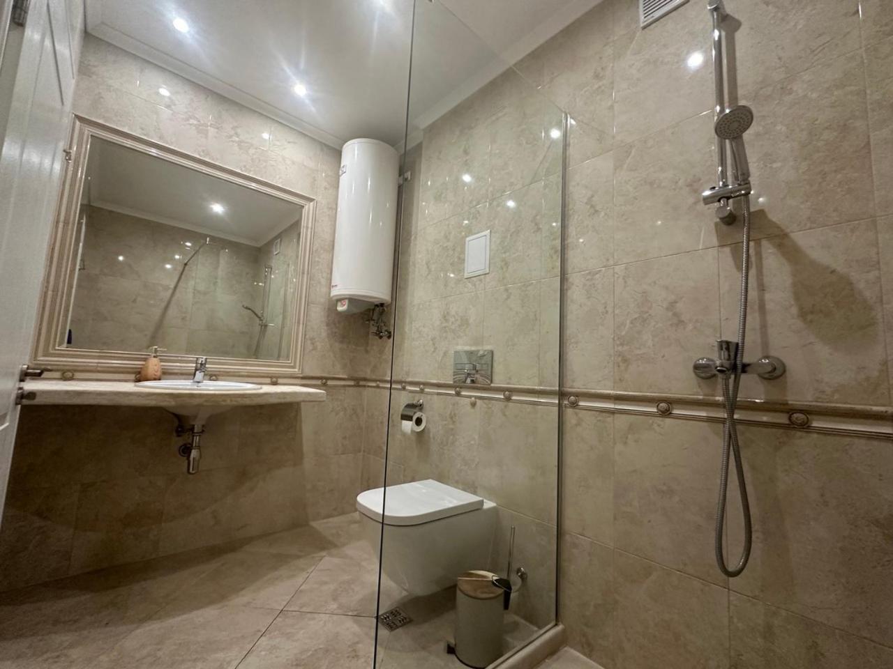 Central Luxury Antique Apartment Βάρνα Εξωτερικό φωτογραφία