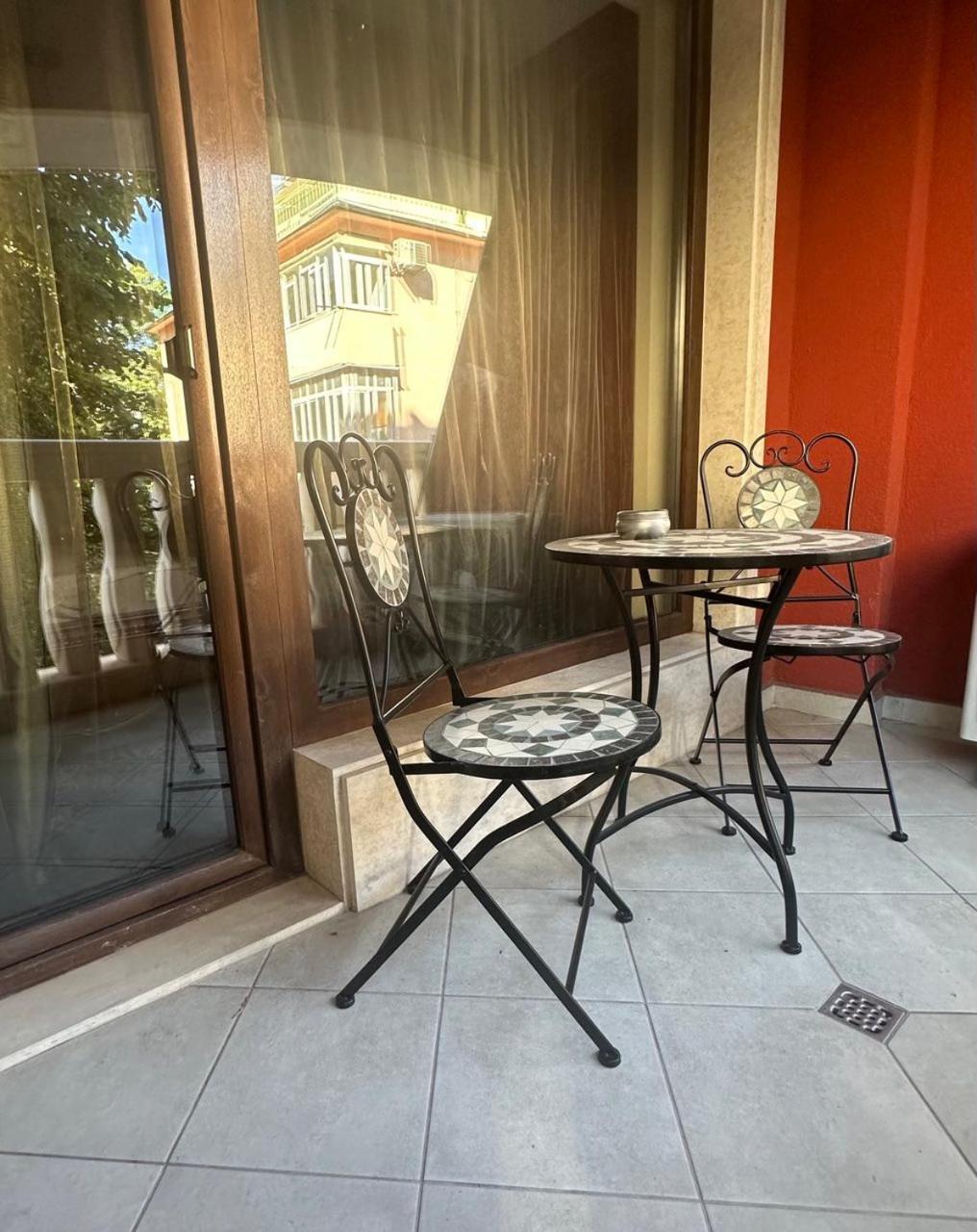 Central Luxury Antique Apartment Βάρνα Εξωτερικό φωτογραφία